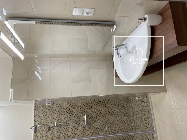 Elegant apartment for rent, Budapest District V, Downtown