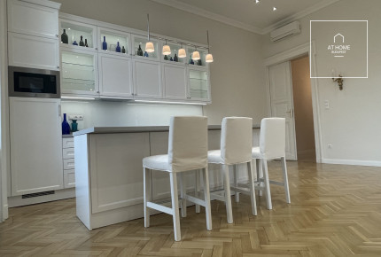 Elegant apartment for rent, Budapest District V, Downtown