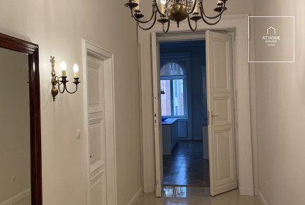 Elegant apartment for rent, Budapest District V, Downtown