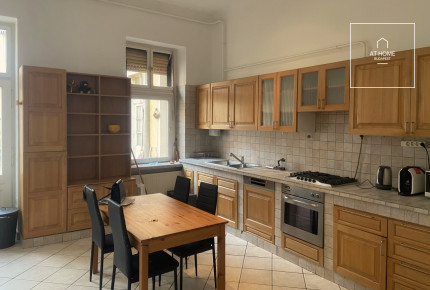 Spacious 2-bedroom apartment for rent in the 6th district, Diplomata quarter