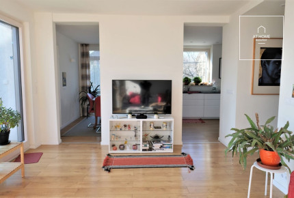 4-bedroom beautiful apartment for rent in Budapest