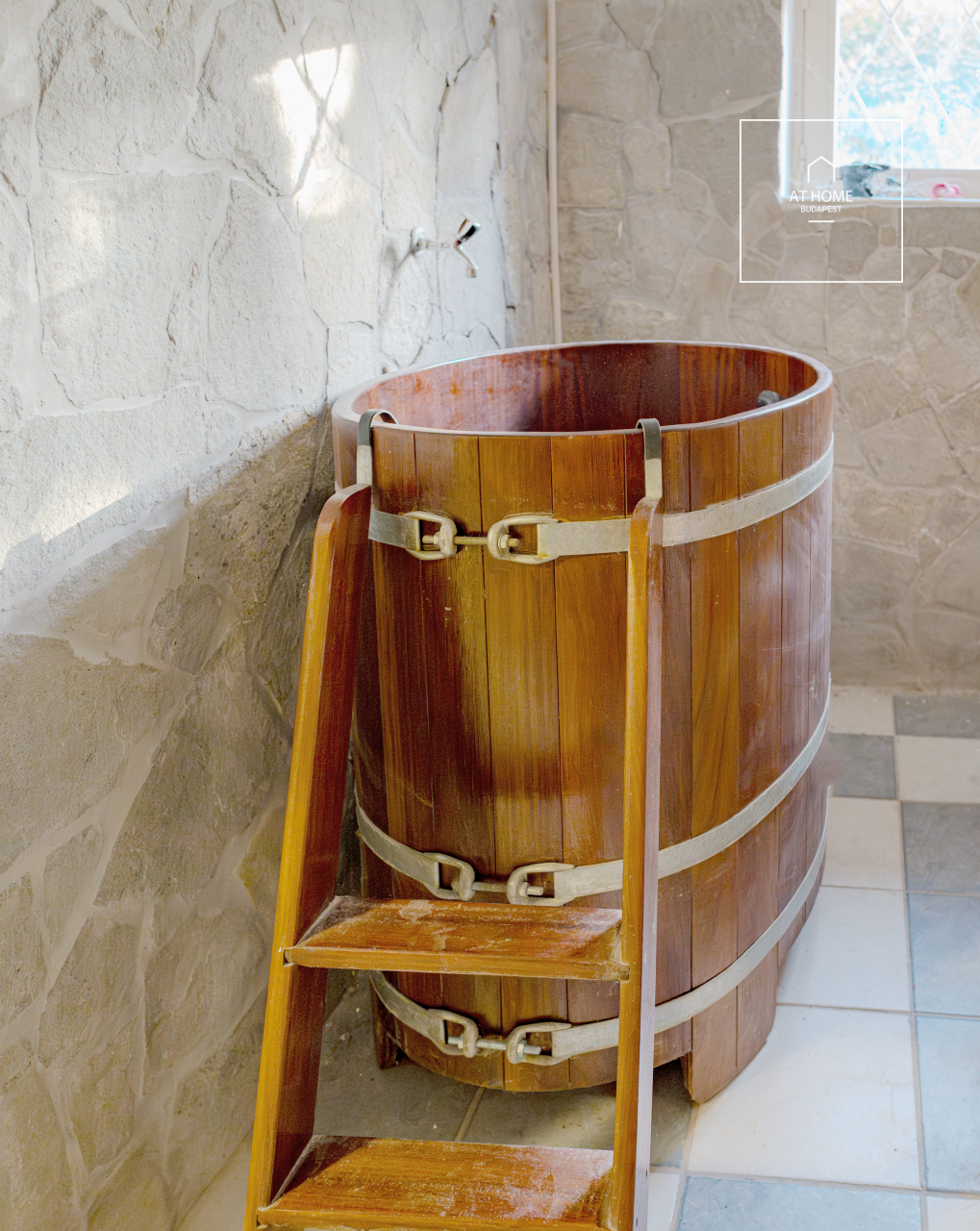 Panorámás 220nm-es villalakás II. kerület, Rózsadomb