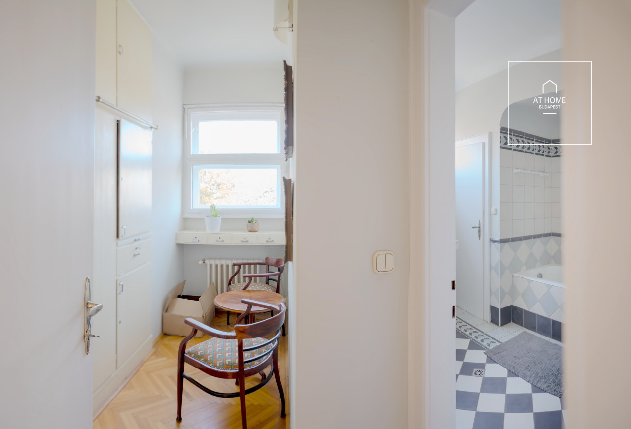 Panoramic 220 sqm Villa Apartment in District II, Rózsadomb