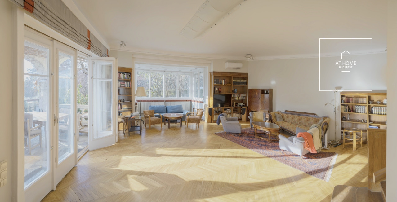 Panoramic 220 sqm Villa Apartment in District II, Rózsadomb