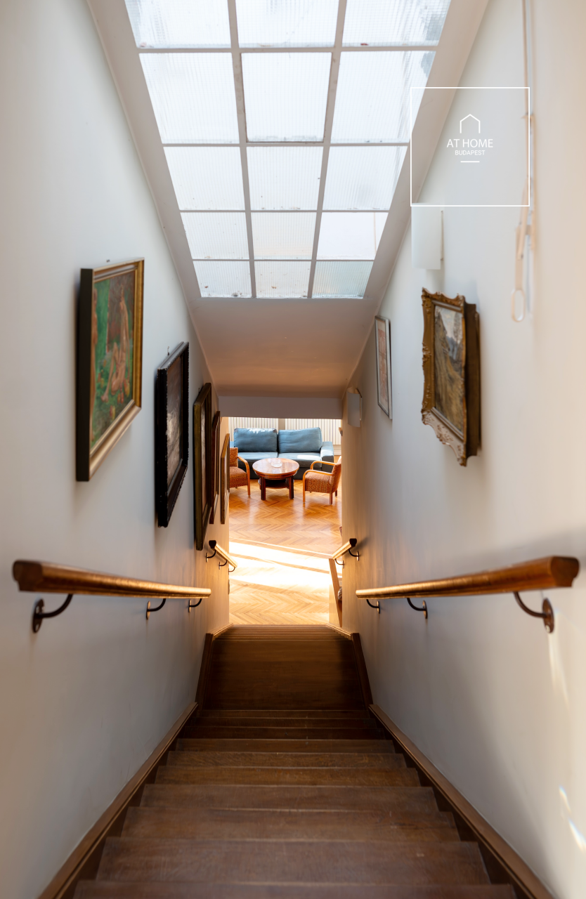 Panoramic 220 sqm Villa Apartment in District II, Rózsadomb