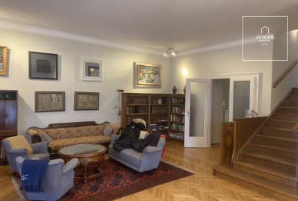 Panoramic 220 sqm Villa Apartment in District II, Rózsadomb