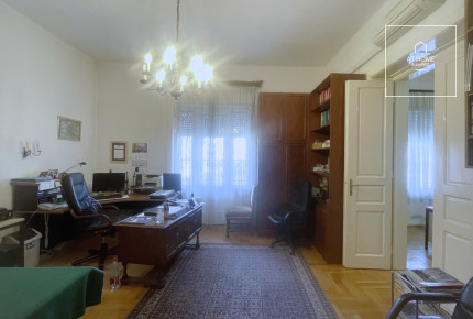 Apartment for sale in a quiet street of 2nd district, Budapest