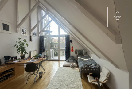 350 sqm, 4-story semi-detached house in District II, Széphalom
