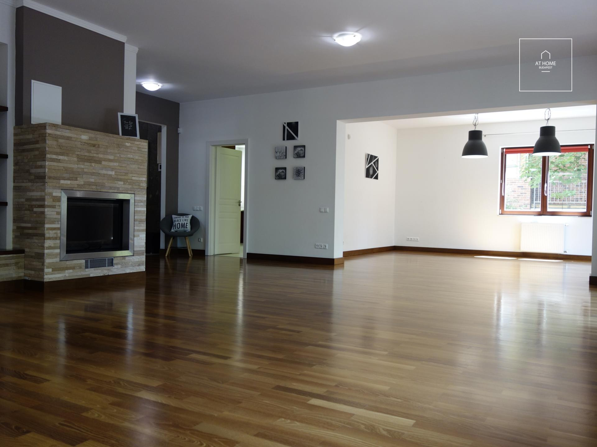 Nice detached house in Budapest in the outskirts of the 2nd district