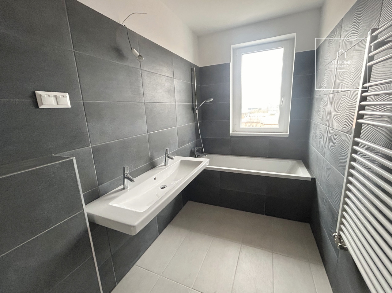 A newly built penthouse apartment for sale in Budapest, District XIII, Lőportárdűlő.