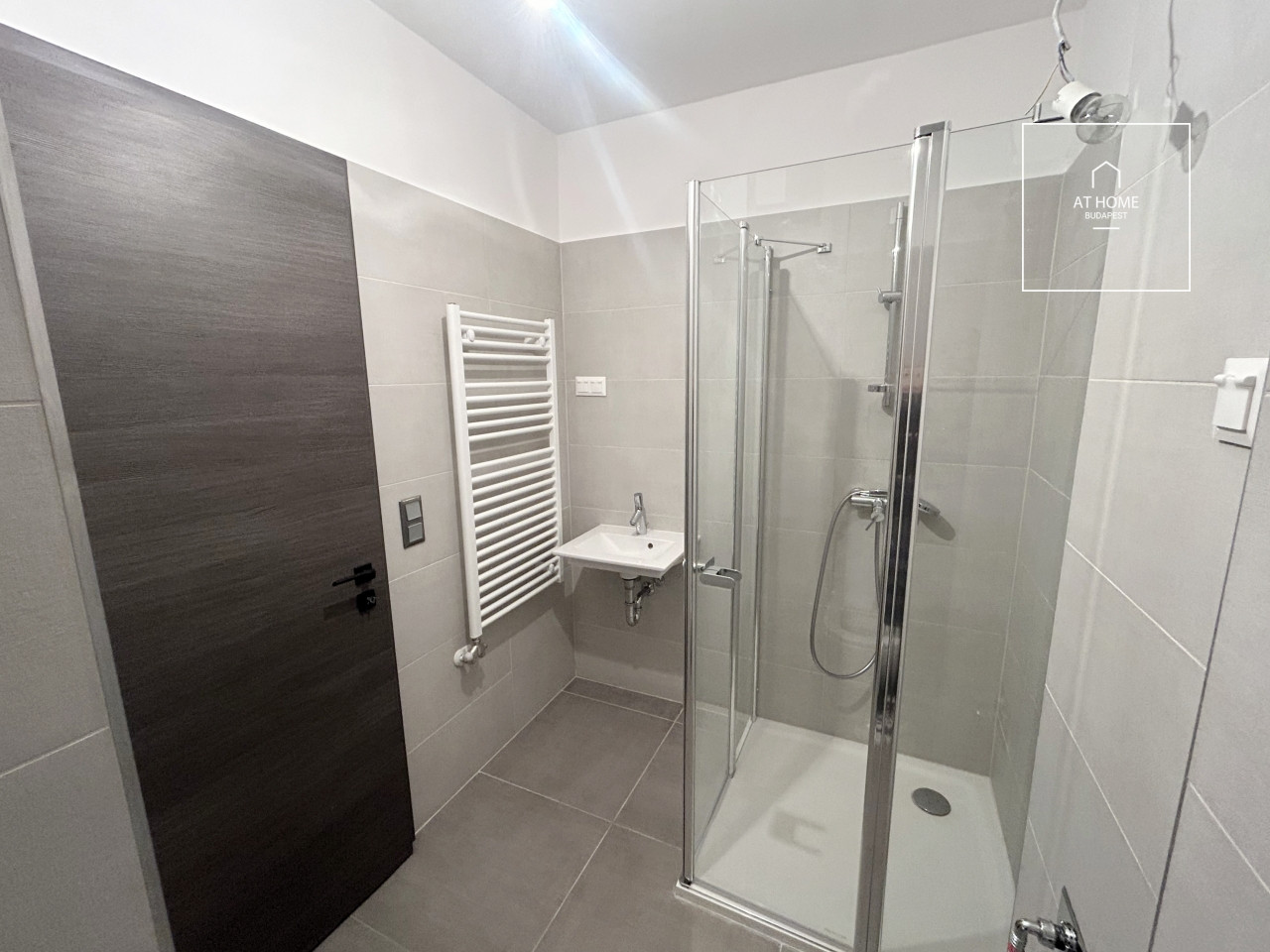 A newly built penthouse apartment for sale in Budapest, District XIII, Lőportárdűlő.