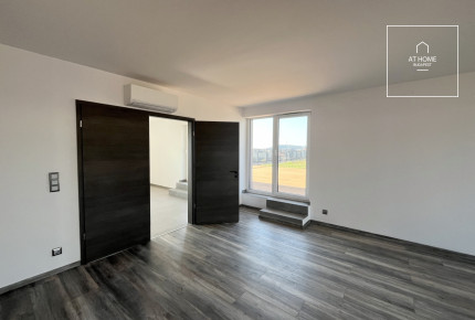 A newly built penthouse apartment for sale in Budapest, District XIII, Lőportárdűlő.