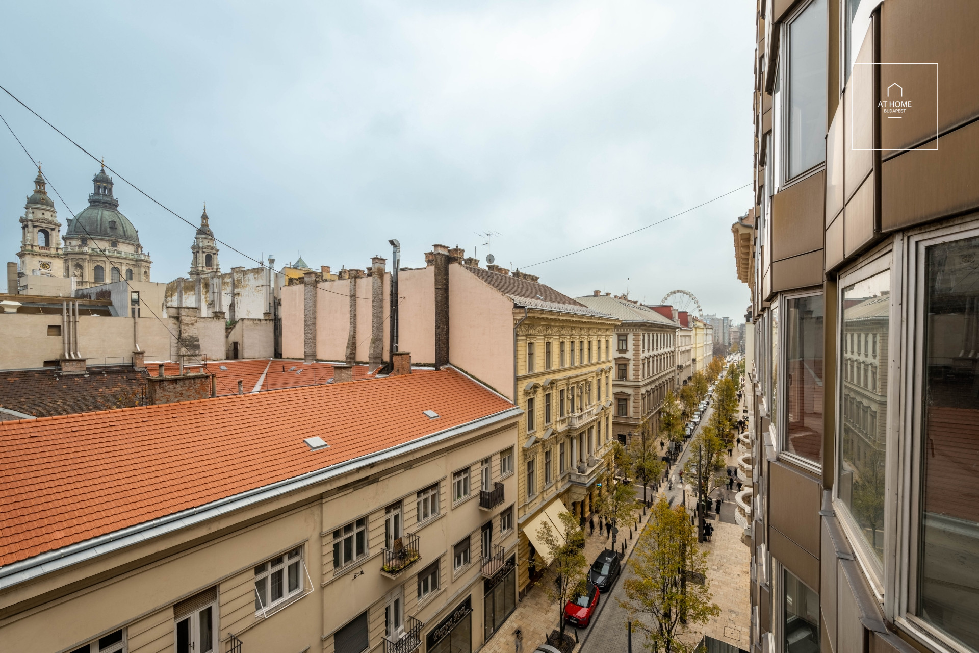 Exkluzív luxus a nyüzsgő belvárosban Bazilikára panorámával