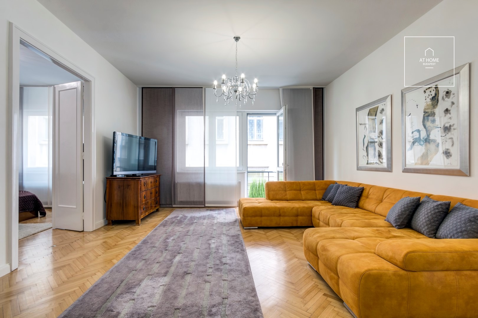 Beautiful apartment for rent Budapest 6th district Erzsébetváros