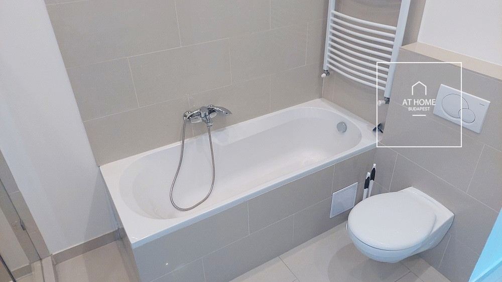 Exlusive 2-Bedroom Apartment with Panoramic view to the Danube for Rent in District V, Lipótváros