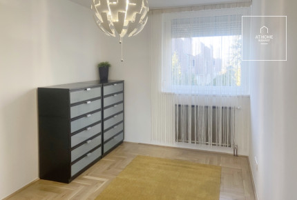 In the 2nd district of Budapest, in Rézmál, 85 sqm apartment with a terrace for rent with a panoramic view of the city.