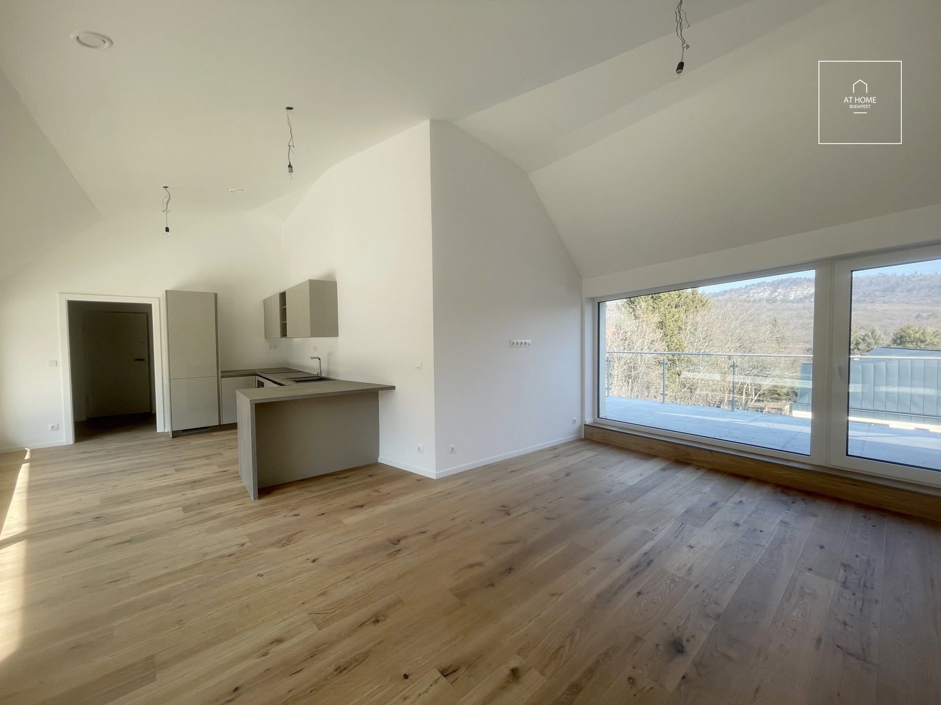 Newly-built luxury penthouse for sale in 2nd district, Budapest