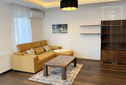 A renovated 70m2 luxury apartment in the 2nd district, Rózsadomb is available for rent