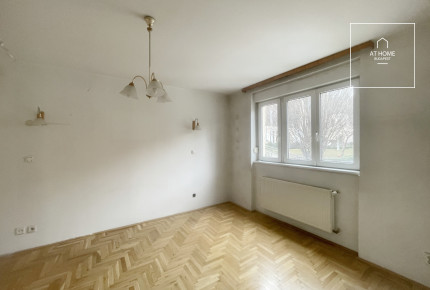 Townhouse for Sale in Budapest’s 12th District – A Great Opportunity for Multi-Generational Families or Investors!