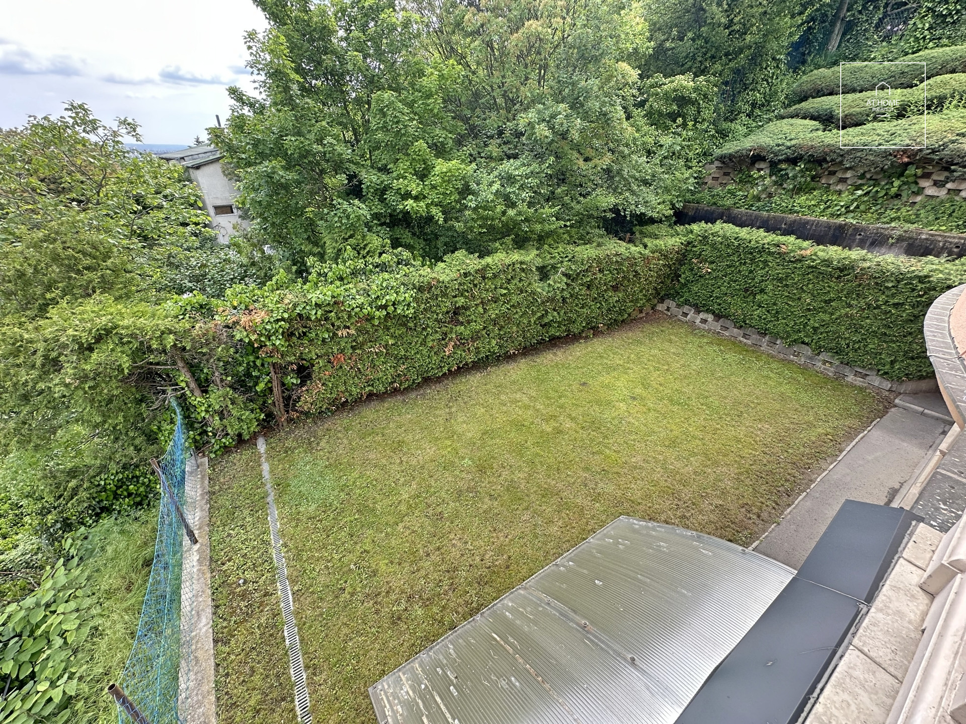 Exclusive Apartment with Garden and 2 Parking Spaces in District II