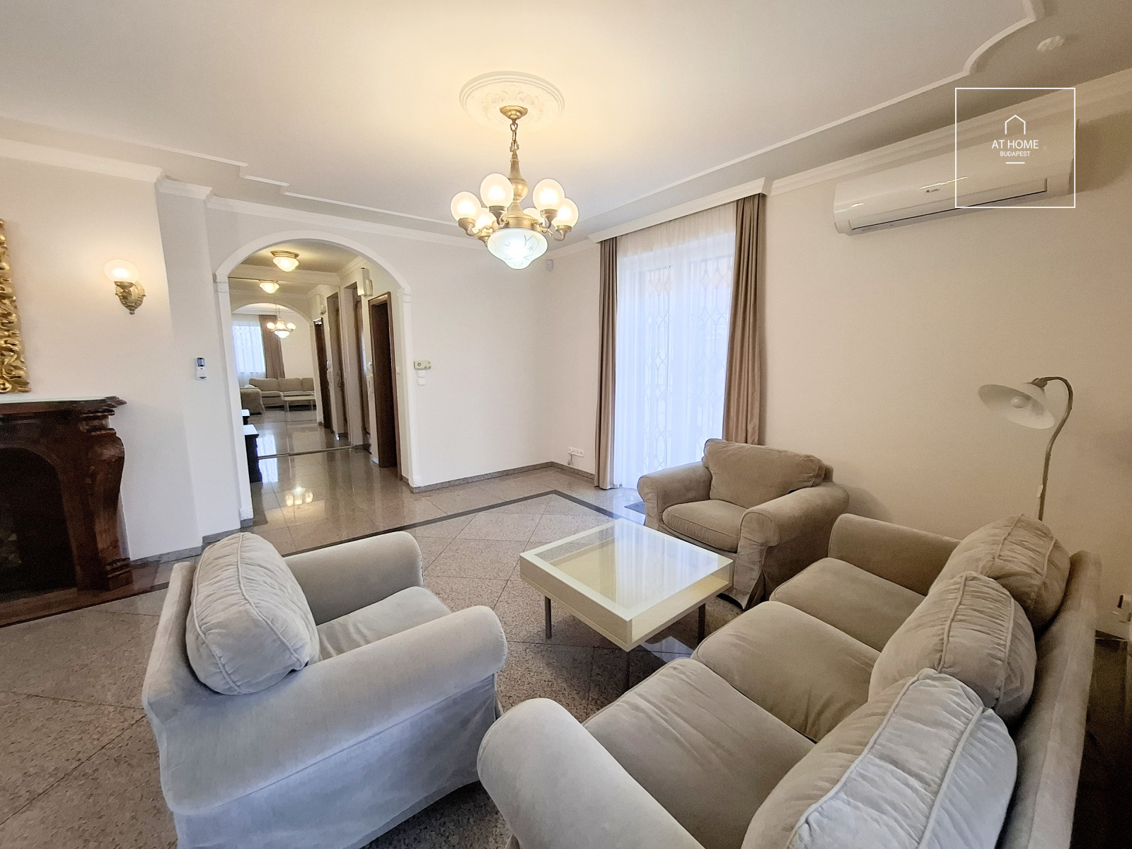 Exclusive Apartment with Garden and 2 Parking Spaces in District II