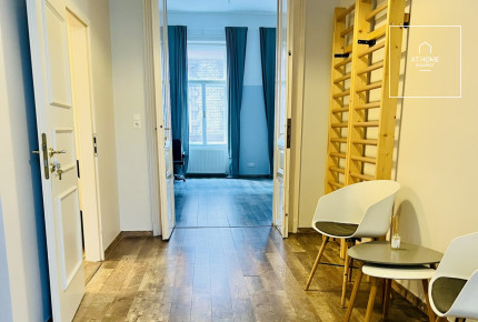 Modern, renovated apartment for sale, 8th District, Józsefváros