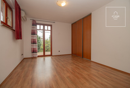 Charming detached house for rent  II/A. district, Széphalom