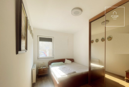 A two-generation apartment with a garden connection is for sale in Rákosszentmihály, Budapest