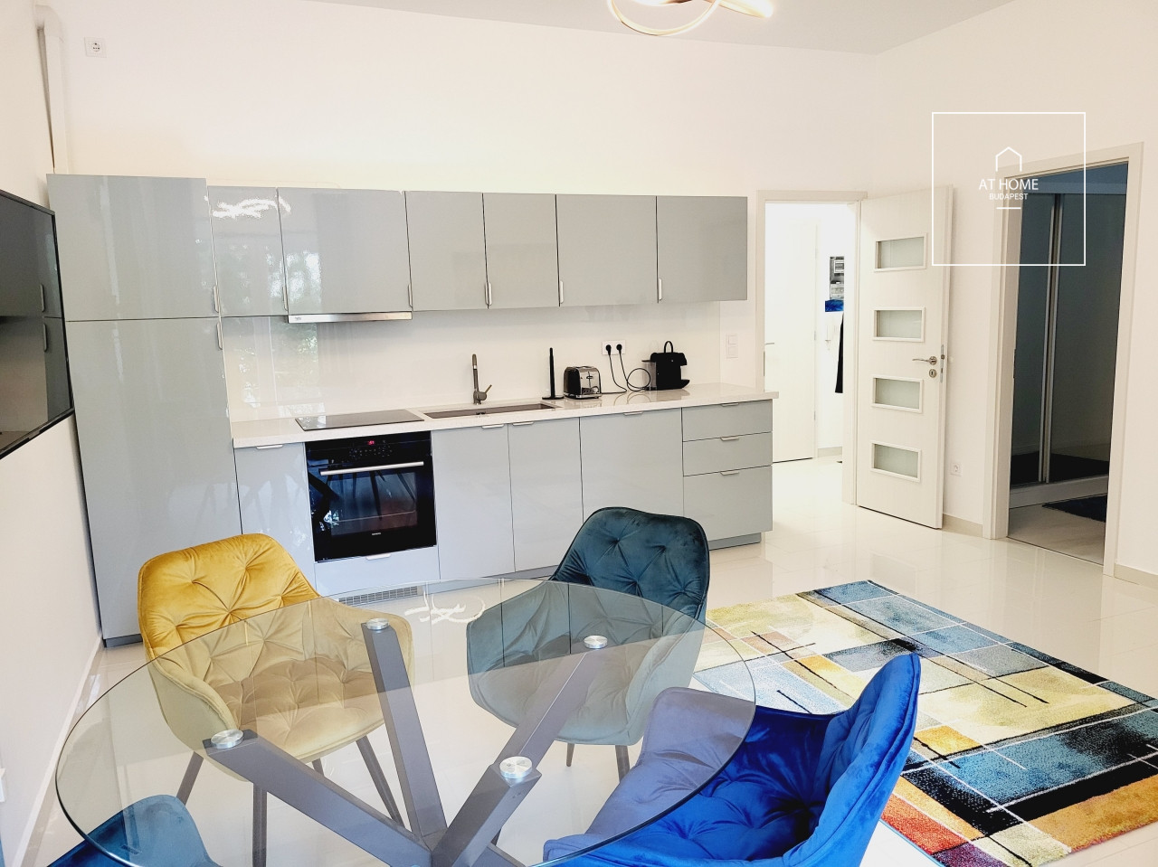 Renovated 3-bedroom luxury apartment in a green environment, District XII, Orbánhegy