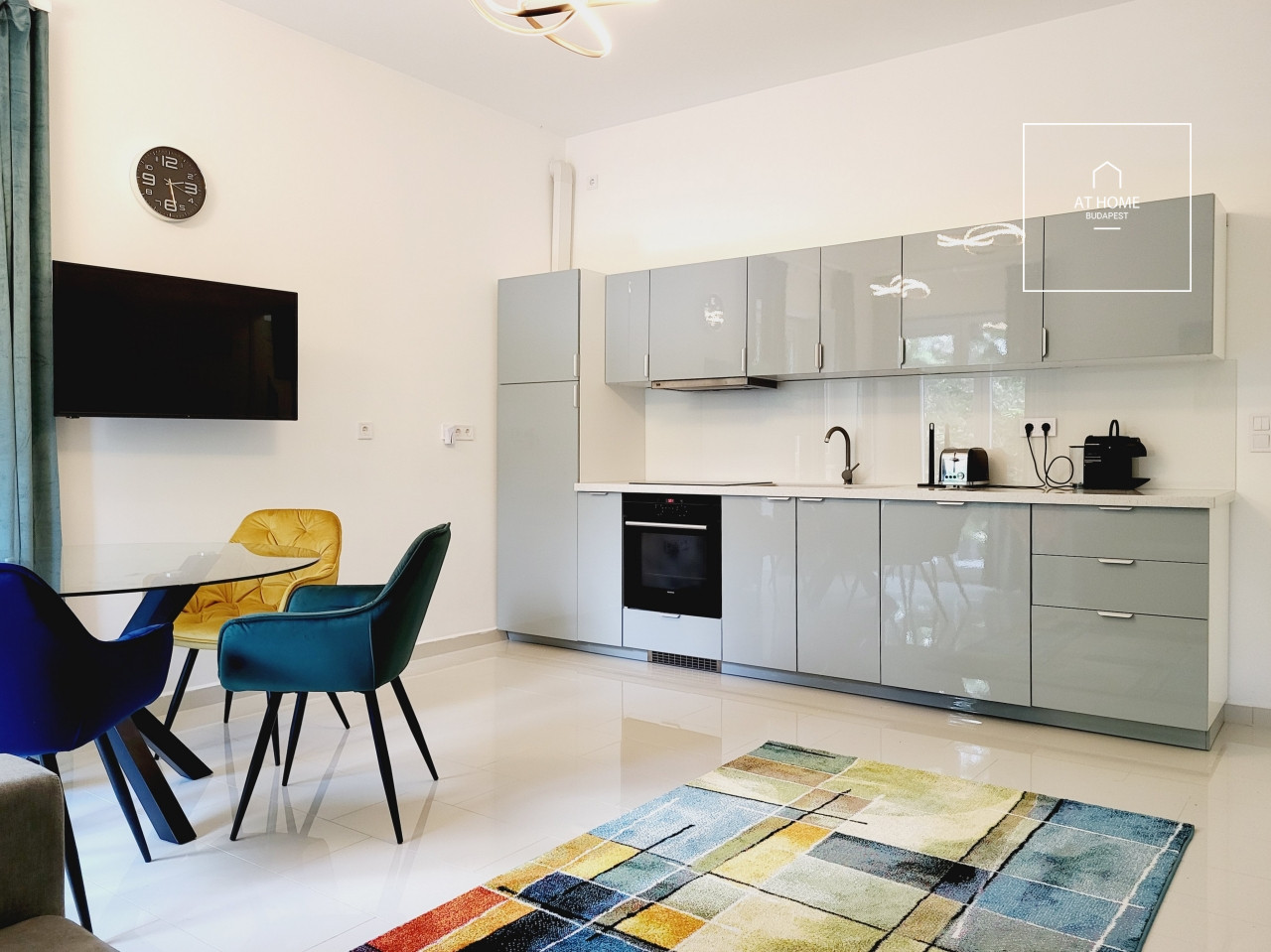 Renovated 3-bedroom luxury apartment in a green environment, District XII, Orbánhegy