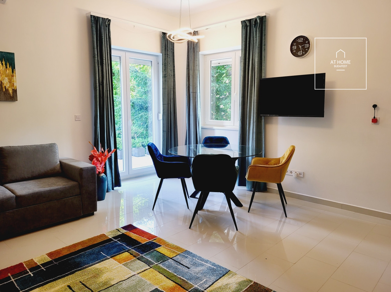 Renovated 3-bedroom luxury apartment in a green environment, District XII, Orbánhegy