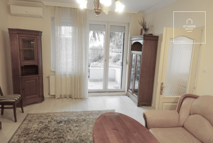 81 sqm, two-bedroom apartment is for rent in the 1st district, with a magnificent view of the Danube.