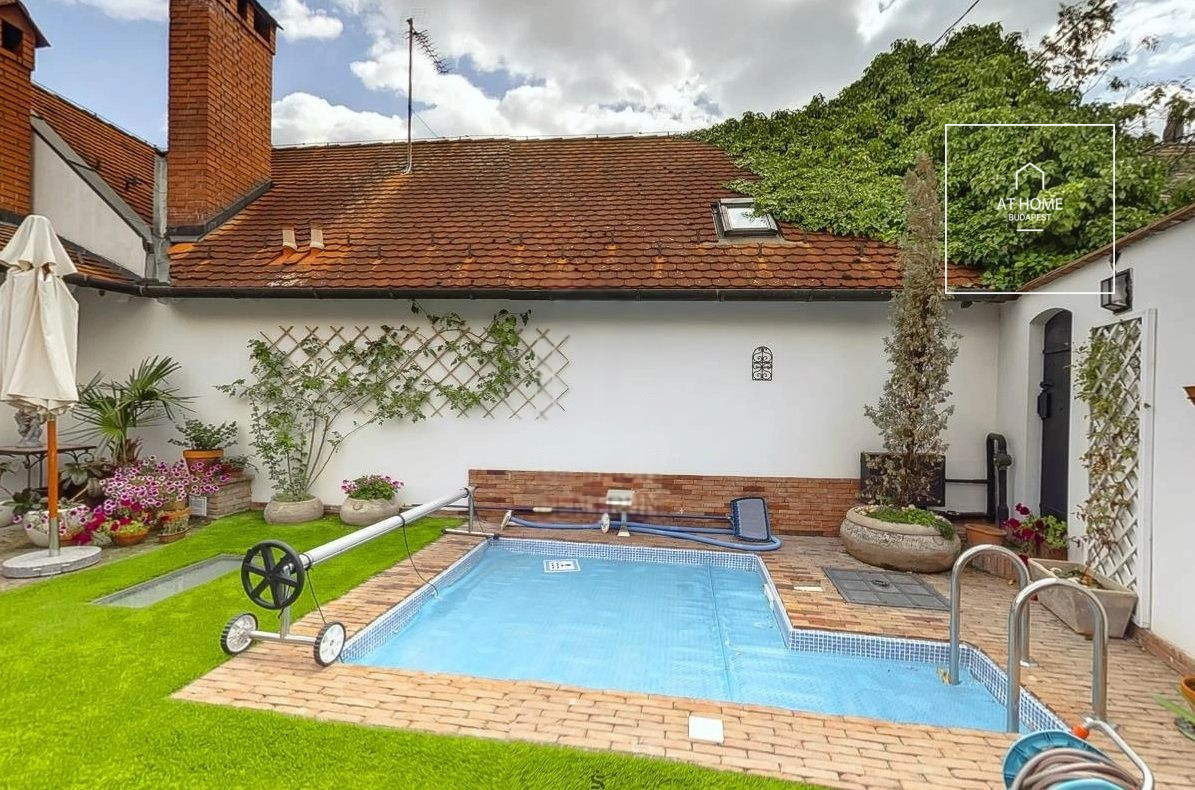 Three-Story, 5-Bedroom Family Home with Swimming Pool in Downtown Szentendre