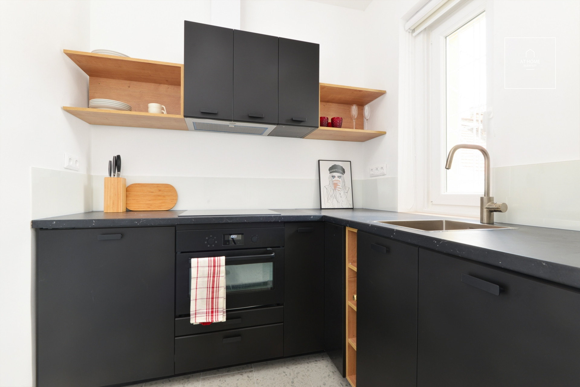 Modern 58 sqm Downtown Apartment in District V, Lipótváros