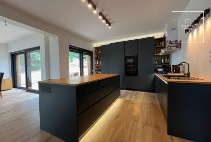 Newly built family house is available for rent in Budapest, III. district