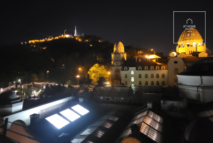 Romantikus hangulatú, tetőtéri lakás eladó Budapest XI. kerület, Gellért-hegy