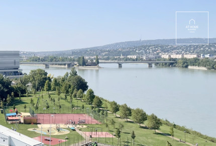 Két szintes luxus penthouse gyönyörű örök panorámával a Dunára, Budapest, XIII. kerület.