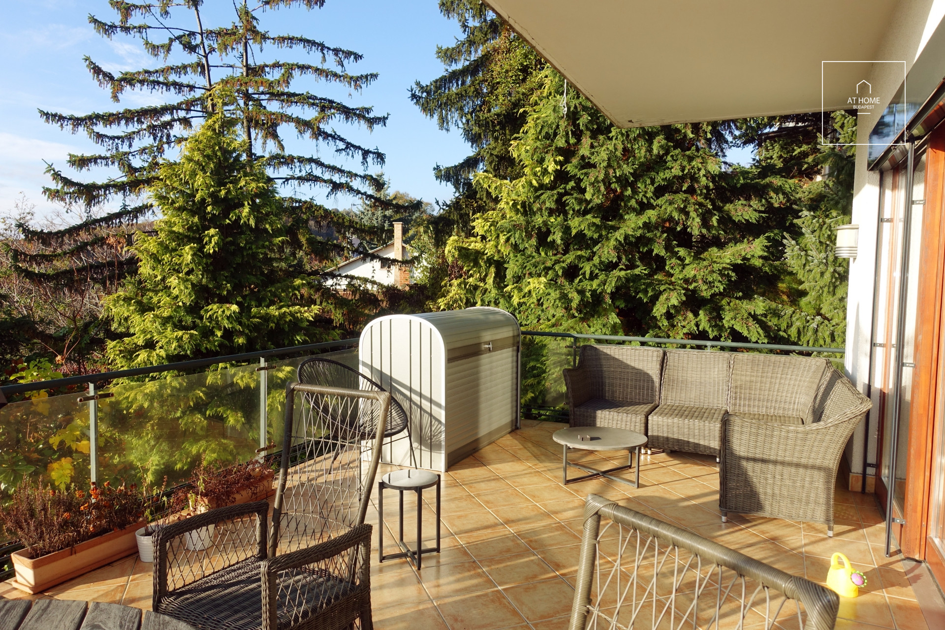 Exclusive detached house for rent Budapest XII. district, Farkasvölgy