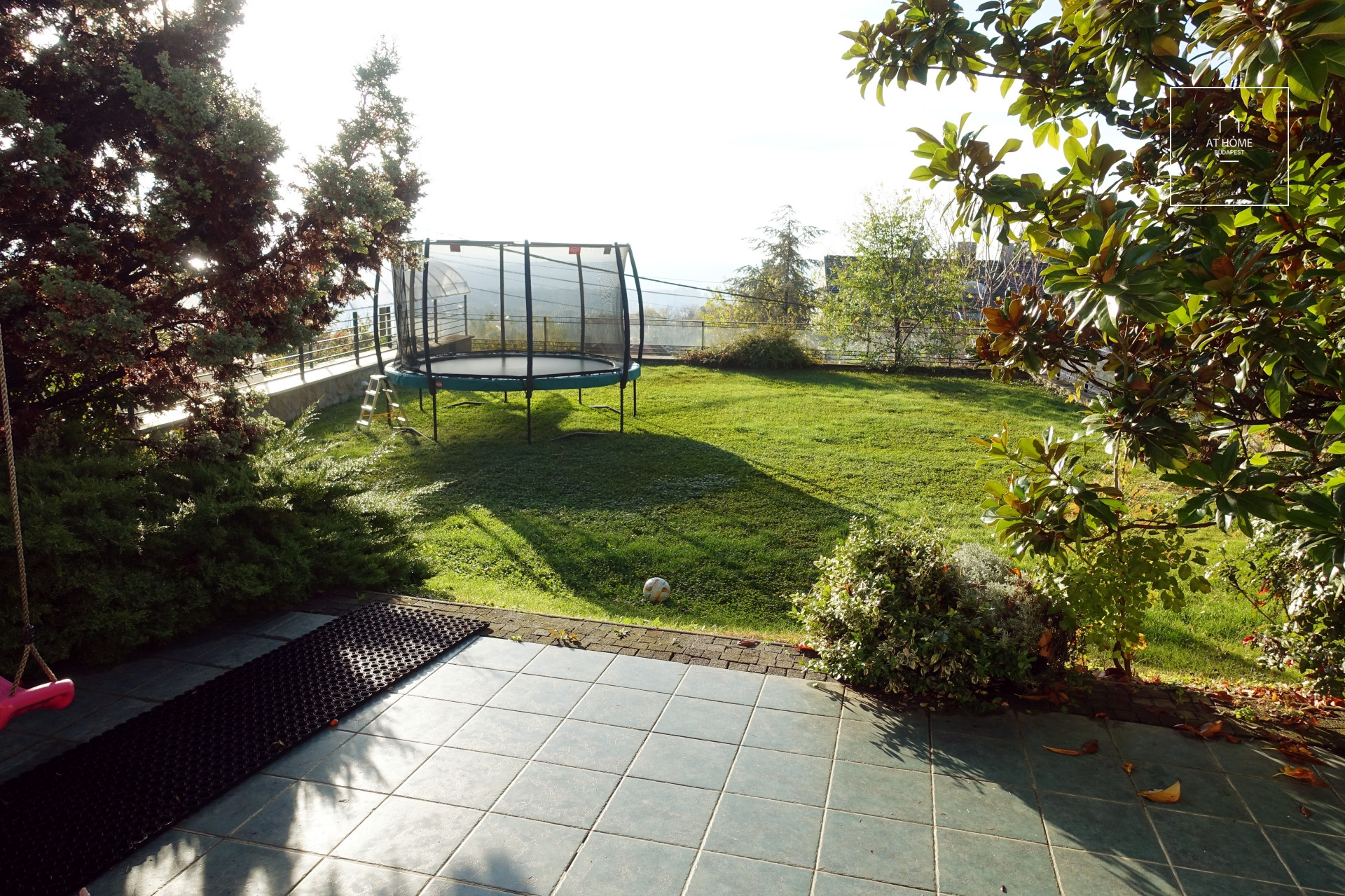 Exclusive detached house for rent Budapest XII. district, Farkasvölgy