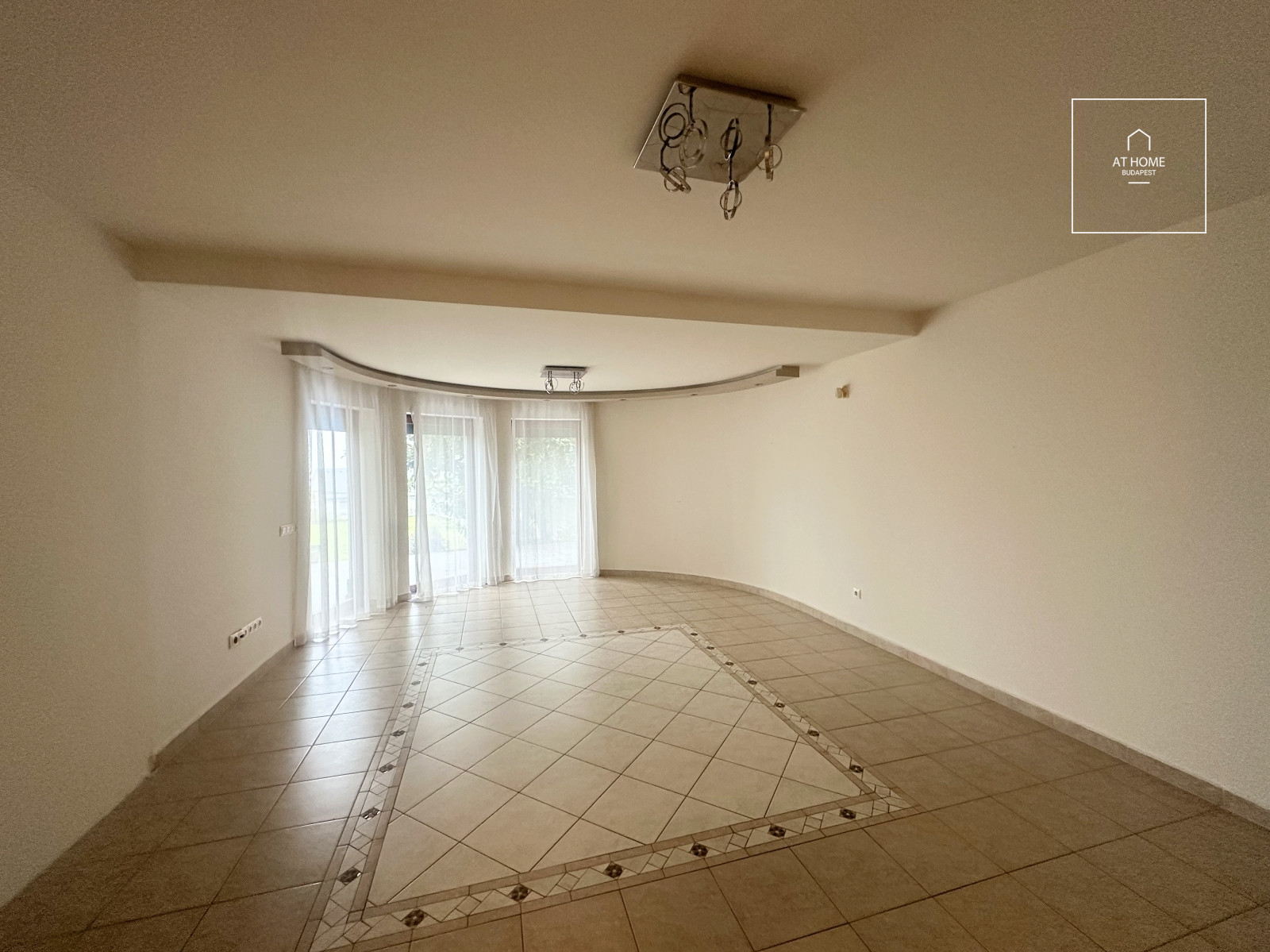 Exclusive detached house for rent Budapest XII. district, Farkasvölgy