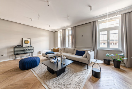 Renovated stylish 2-bedroom apartment, 12th district, Krisztinaváros