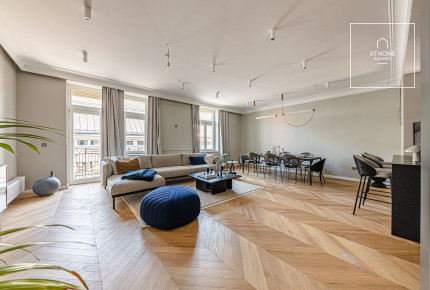 Renovated stylish 2-bedroom apartment, 12th district, Krisztinaváros