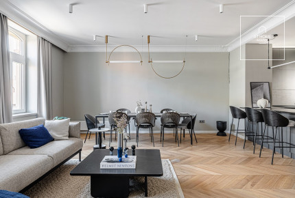 Renovated stylish 2-bedroom apartment, 12th district, Krisztinaváros