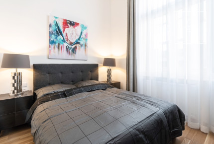 Renovated 2-Bedroom Premium Apartment in District V, Belváros