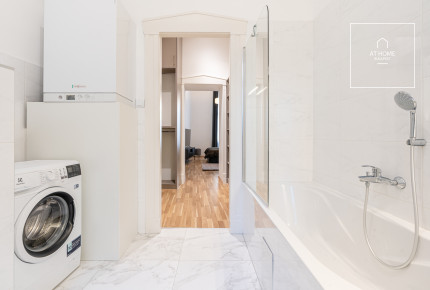 Renovated 2-Bedroom Premium Apartment in District V, Belváros