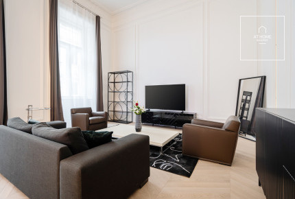 Renovated 2-Bedroom Elegant Apartment in District VII, Erzsébetváros