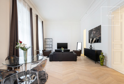Renovated 2-Bedroom Elegant Apartment in District VII, Erzsébetváros