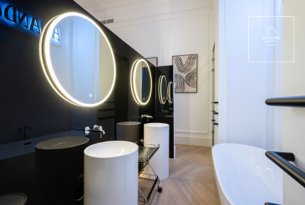 Renovated 2-Bedroom Elegant Apartment in District VII, Erzsébetváros