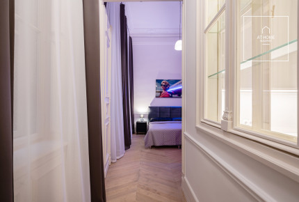 Renovated 2-Bedroom Elegant Apartment in District VII, Erzsébetváros