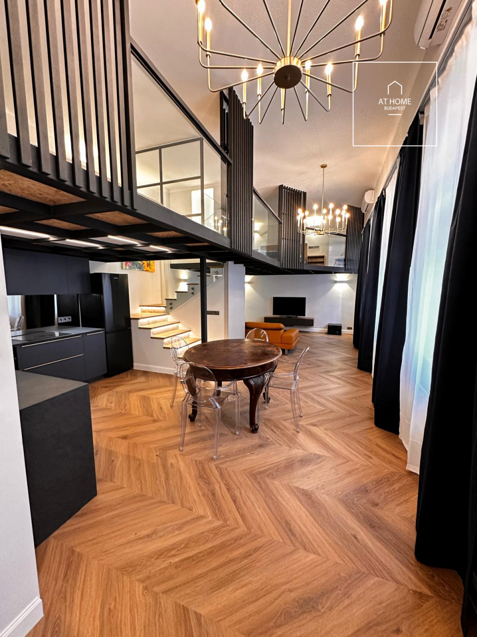 Renovated 2-Bedroom Apartment in District VI, Terézváros